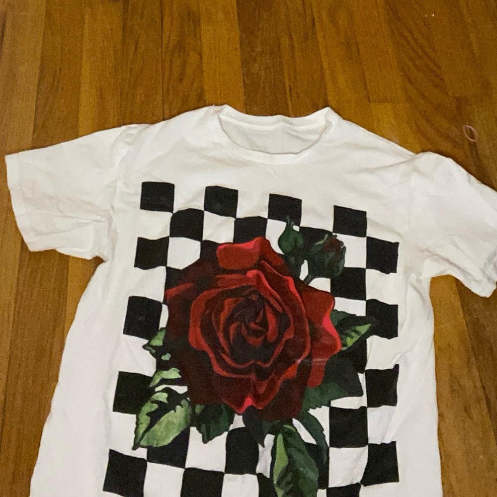 Rose white shirt size large fits small super soft